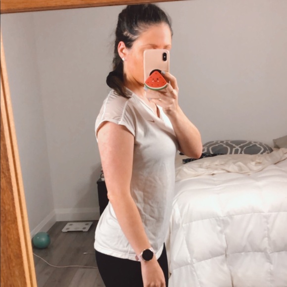 Nike Dry Fit tee - Picture 2 of 11